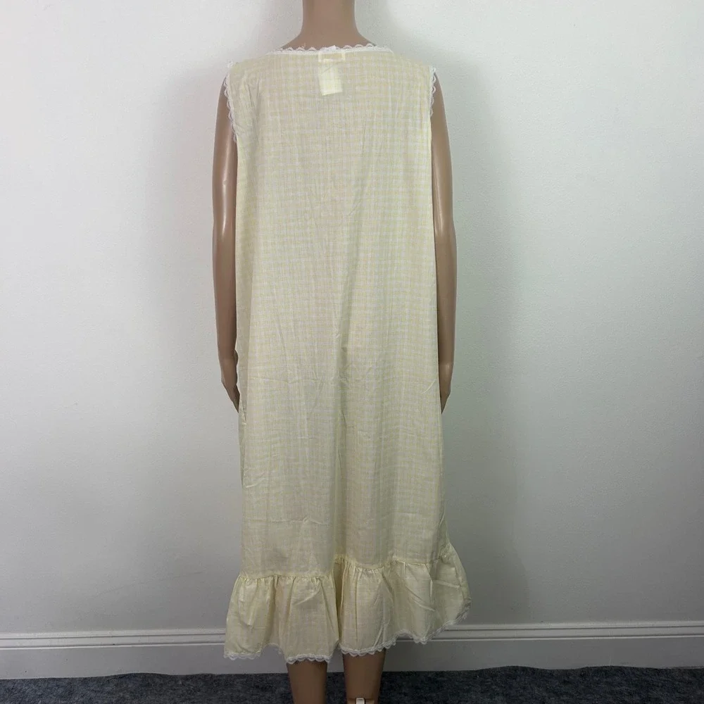 Barbizon Nightgown Yellow Gingham Floral Embroidered Lace Trim Large Vintage NEW